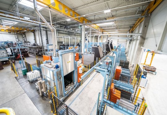 AICHELIN_CO2-neutral heated heat treatment plant_Hirschvogel